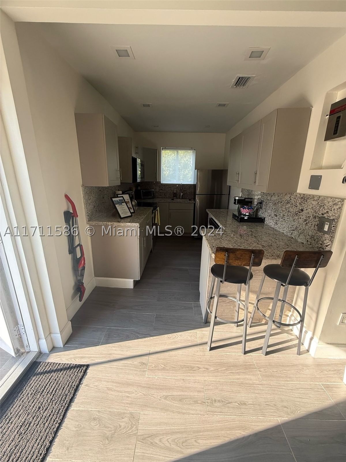 Real estate property located at 241 34th Ter, Miami-dade, Wynd Wood Park, Miami, FL