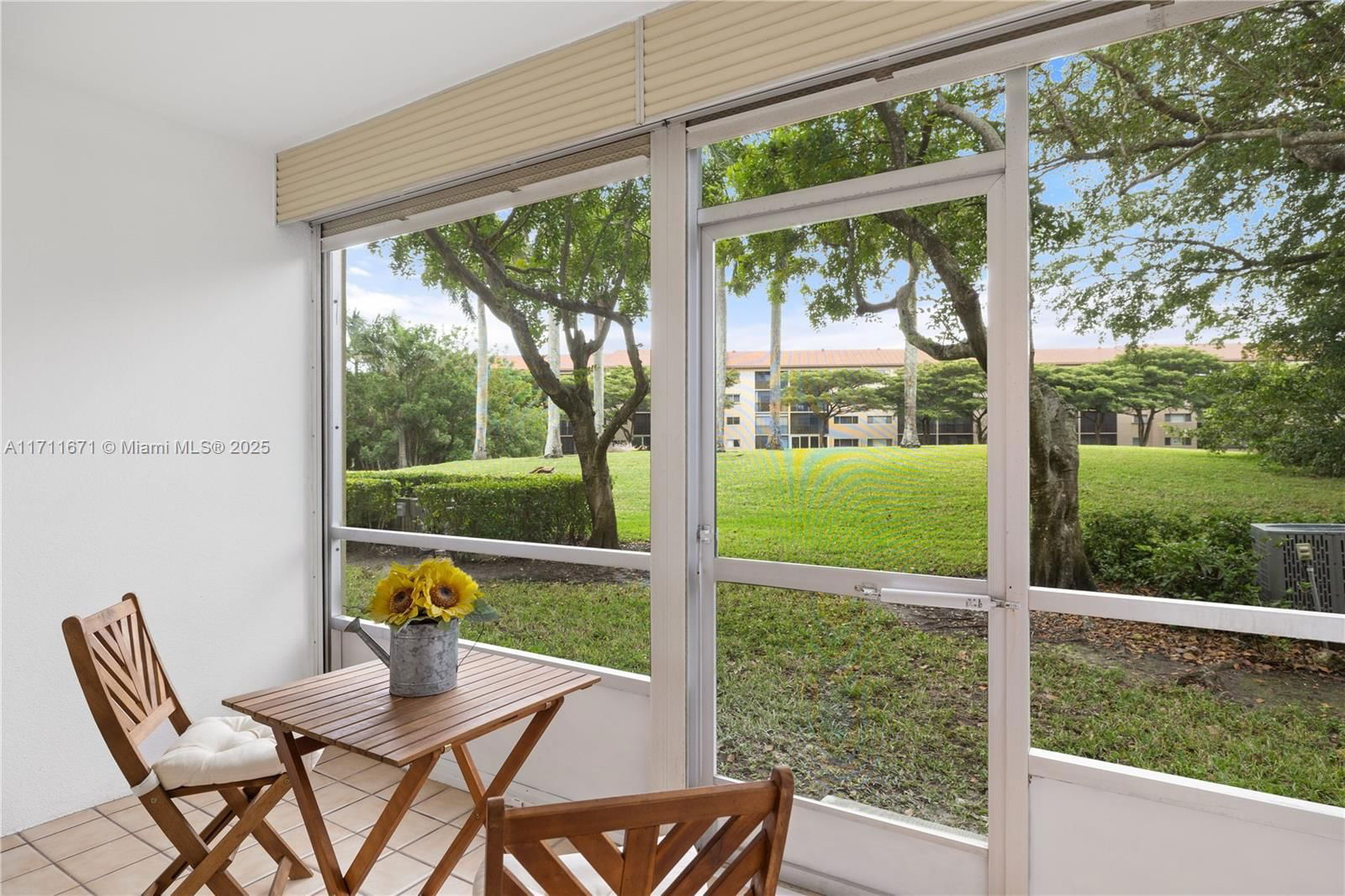 Real estate property located at 13000 15th Ct #111U, Broward, Ivanhoe East At Century V, Pembroke Pines, FL
