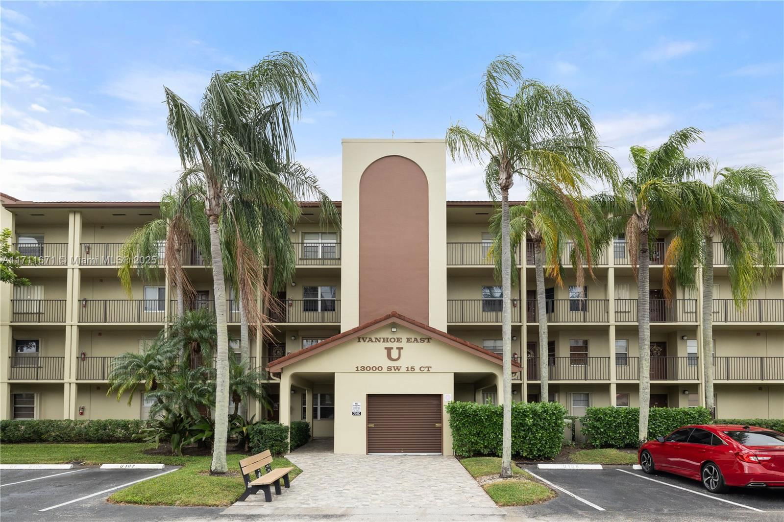 Real estate property located at 13000 15th Ct #111U, Broward, Ivanhoe East At Century V, Pembroke Pines, FL