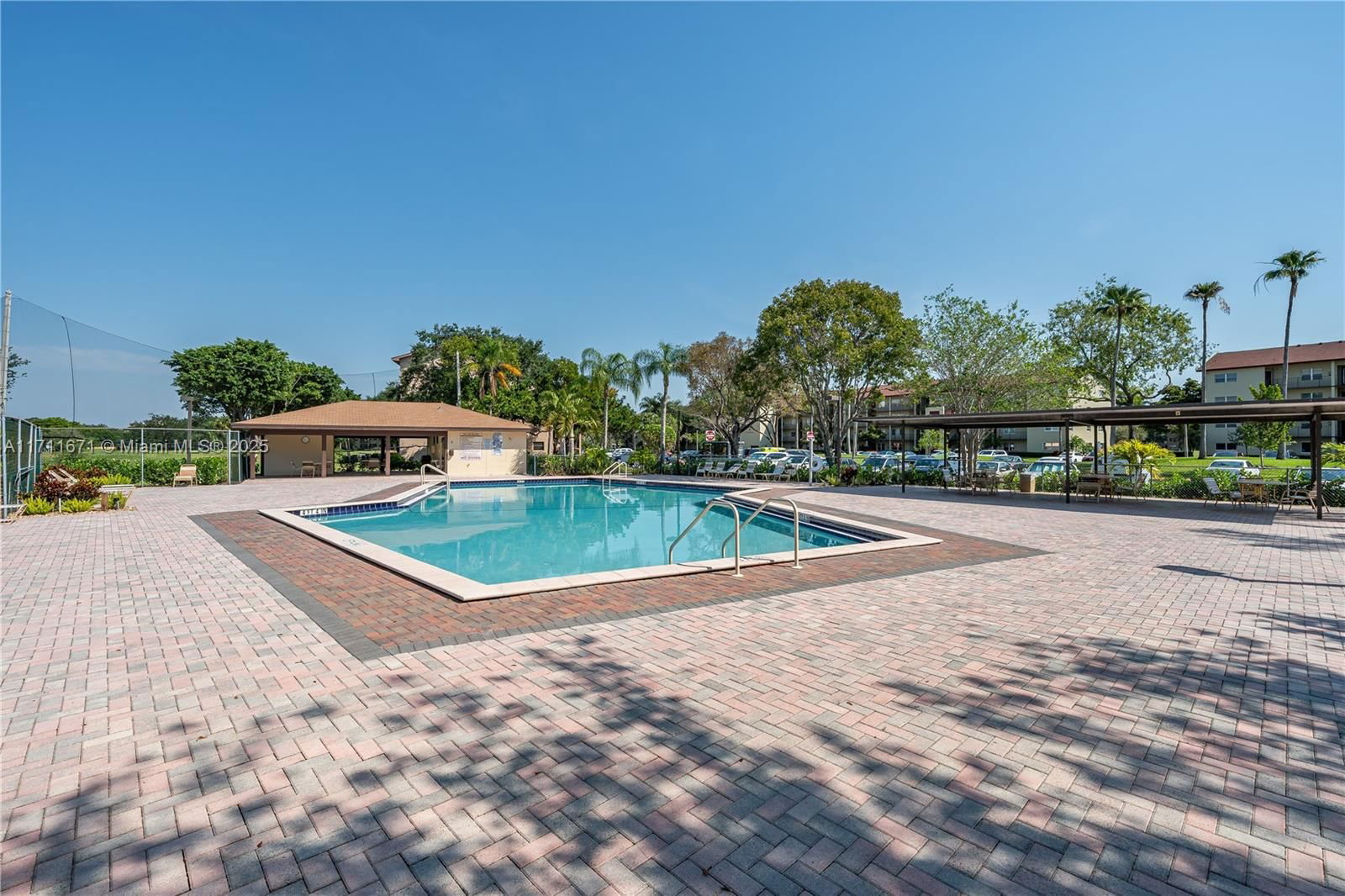 Real estate property located at 13000 15th Ct #111U, Broward, Ivanhoe East At Century V, Pembroke Pines, FL