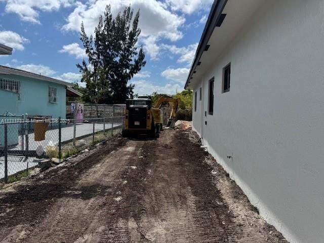 Real estate property located at 15167 Railroad Dr, Miami-dade, Rainbow Gardens, Miami Gardens, FL