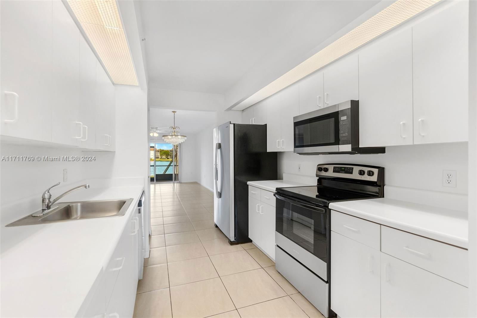 Real estate property located at 601 141st Ave #104P, Broward, Plymouth At Century Villa, Pembroke Pines, FL