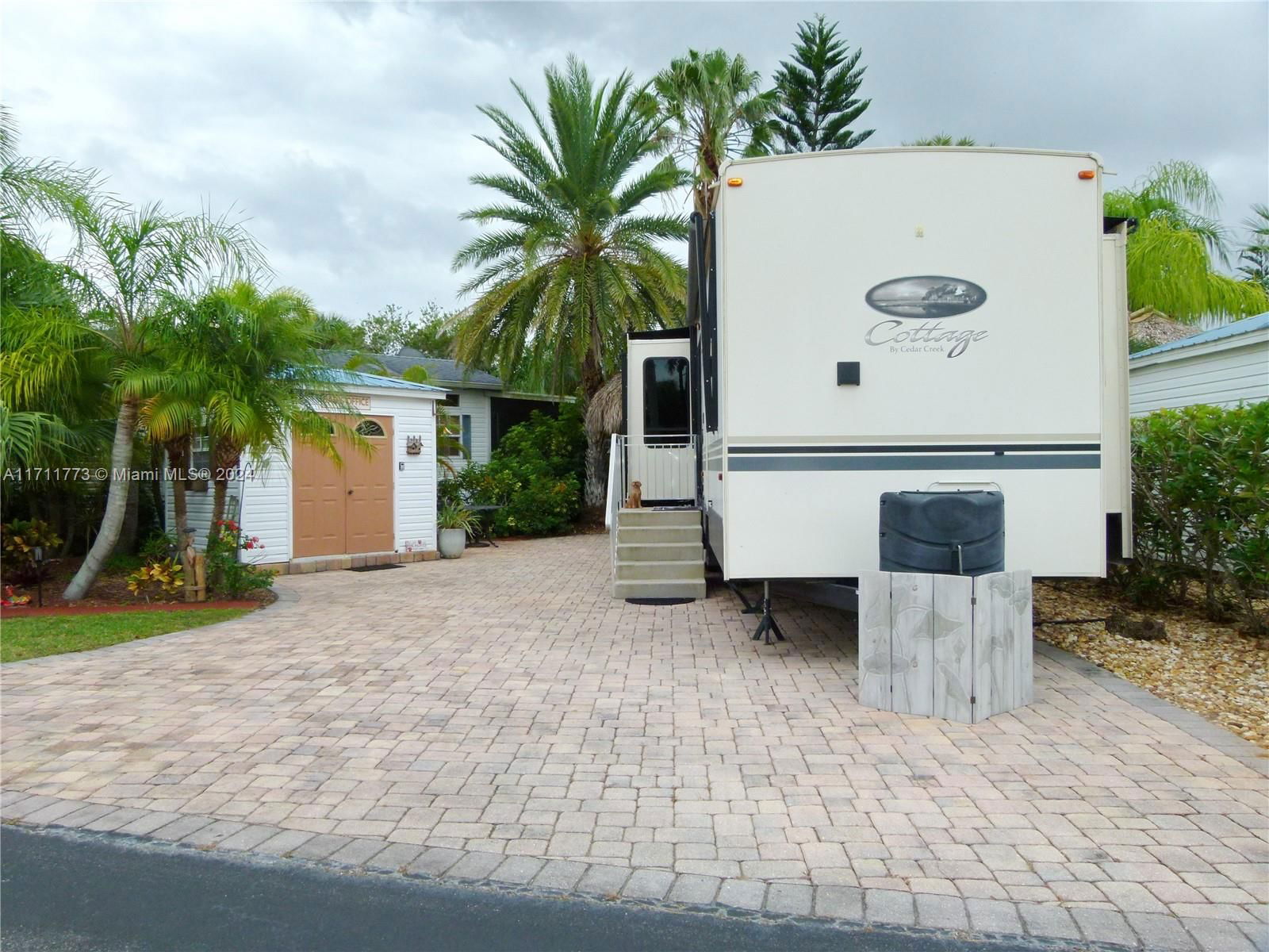 Real estate property located at 3755 6th Gln #157, Okeechobee, Silver Palms RV Resort, Okeechobee, FL