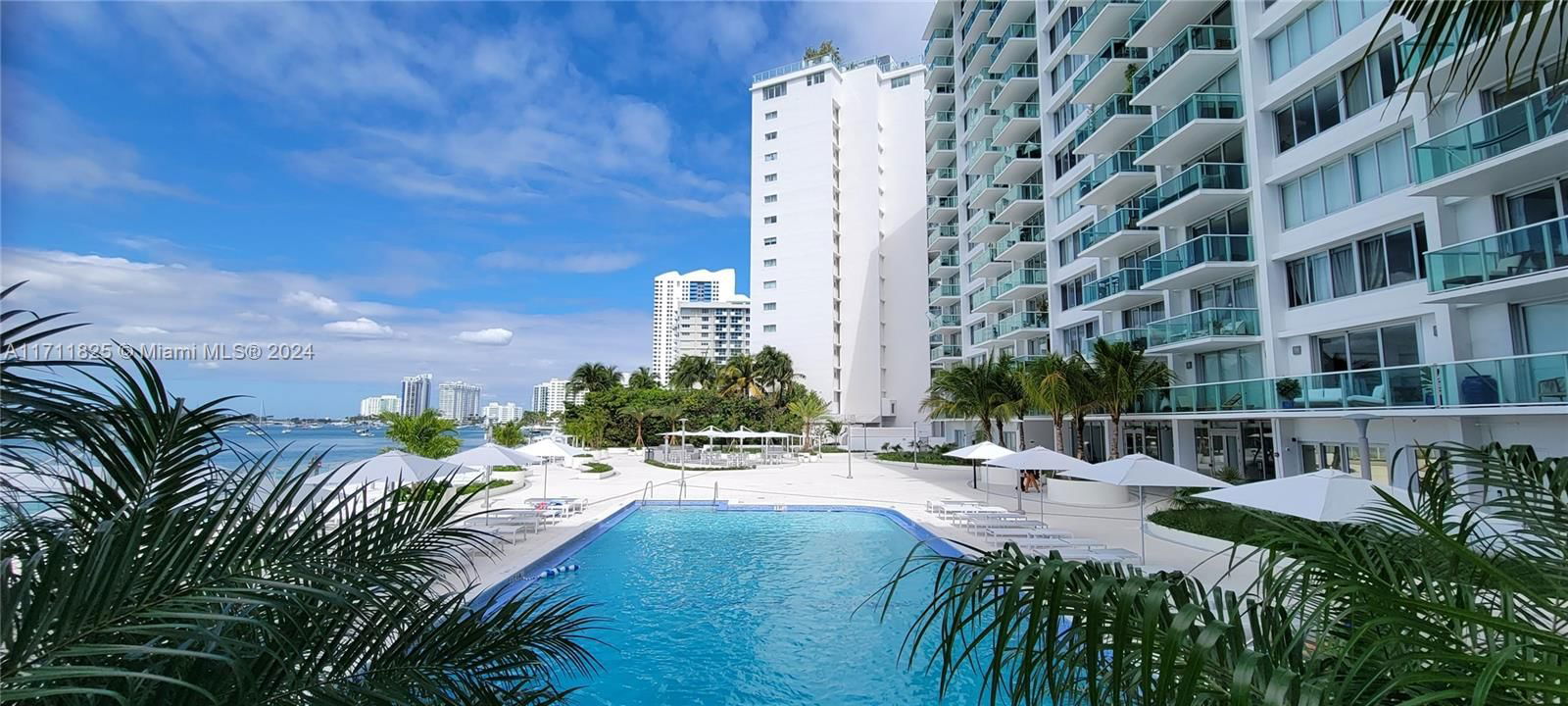 Real estate property located at 1000 West Ave #204, Miami-Dade, MIRADOR 1000 CONDO, Miami Beach, FL