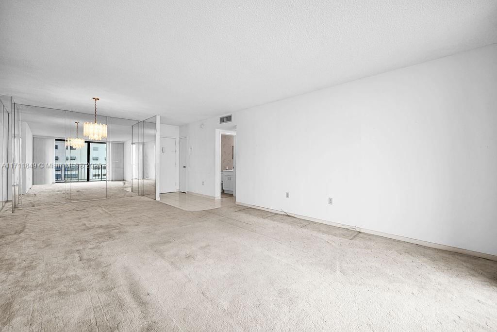 Real estate property located at 322 Buchanan St #1008, Broward, Crystal Tower Inc Condo, Hollywood, FL
