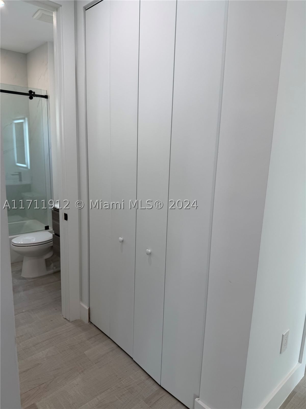 Real estate property located at 210 10th St, Broward, Hallandale Park, Hallandale Beach, FL