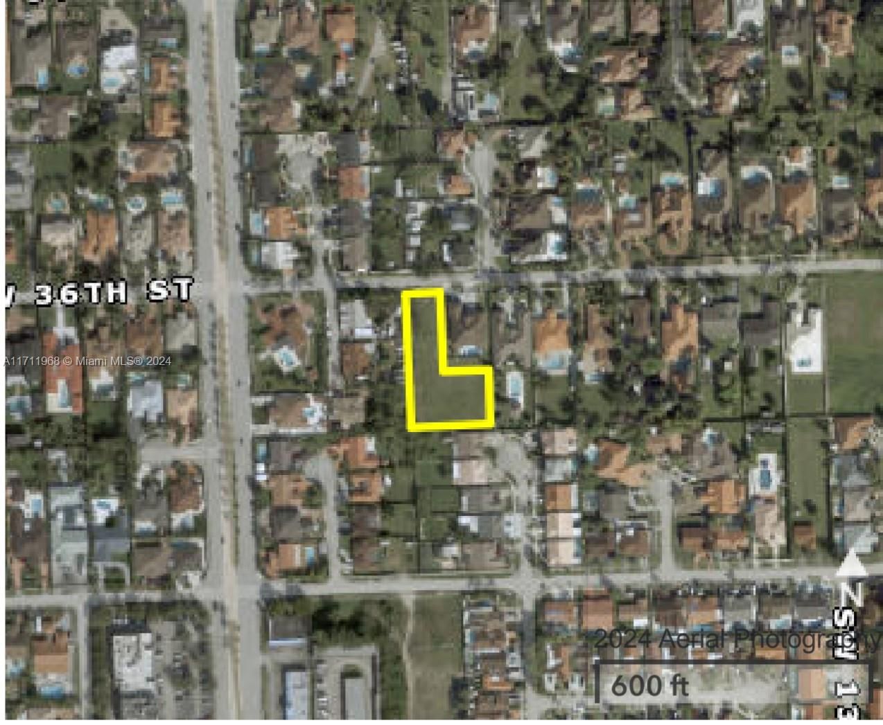 Real estate property located at 13600 36th St, Miami-Dade, J G HEADS FARMS SUB, Miami, FL