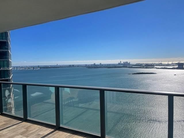 Real estate property located at 650 32nd St #3606, Miami-dade, Paraiso Bay Condo, Miami, FL