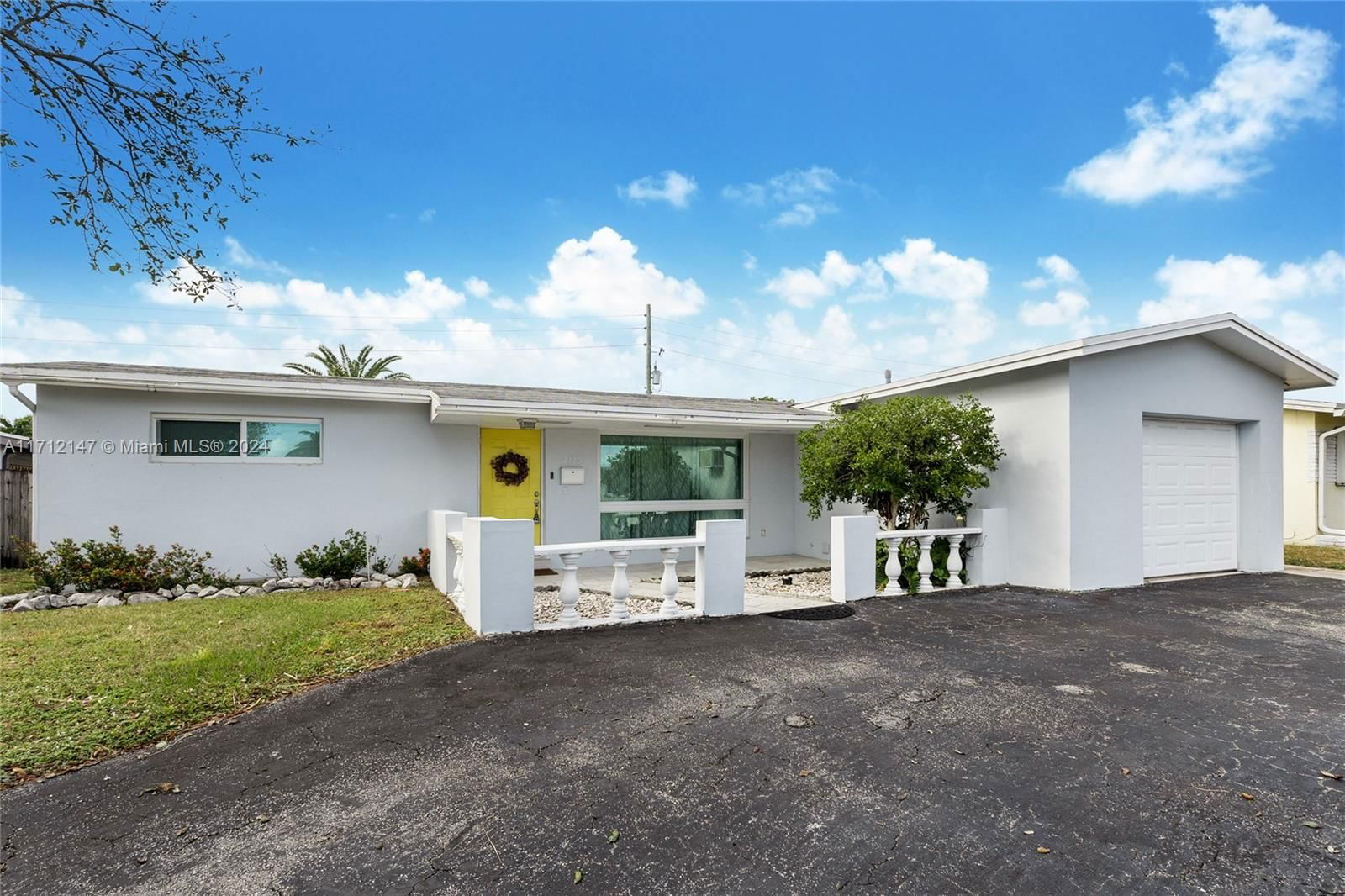 Real estate property located at 2120 48th Ave, Broward, HOLLYWOOD HILLS AMEN PLAT, Hollywood, FL