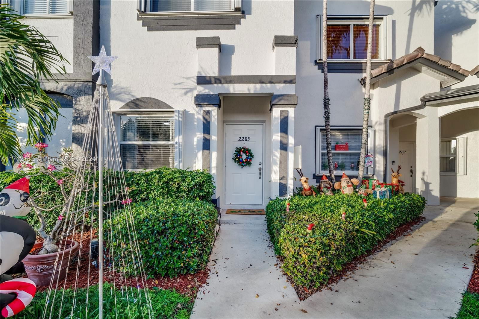 Real estate property located at 2205 26th Ln #2205-3, Miami-dade, Towngate Condo One, Homestead, FL