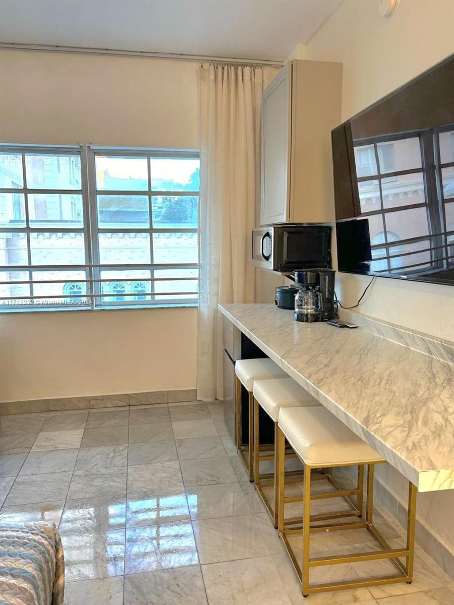 Real estate property located at 763 Pennsylvania Ave #116, Miami-Dade, ROYAL SOUTH BEACH CONDO, Miami Beach, FL