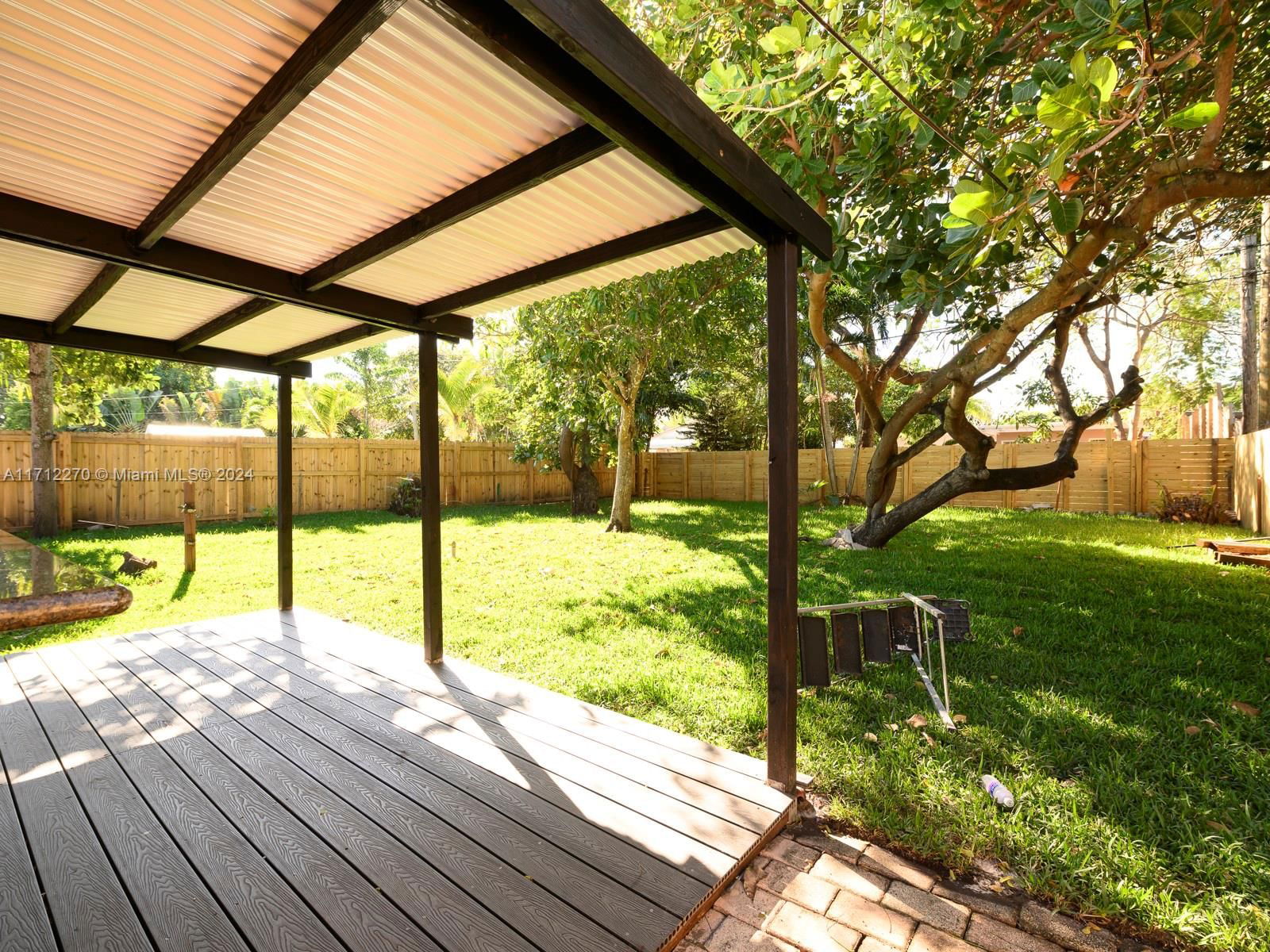 Real estate property located at 1633 5th Ave, Broward, Progresso, Fort Lauderdale, FL