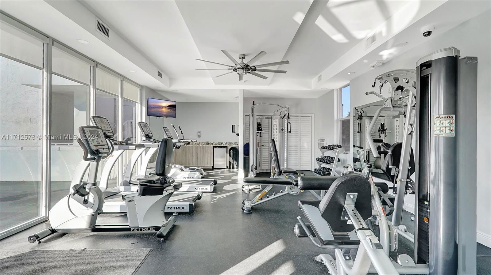 Real estate property located at 2200 33rd Ave #17H, Broward, White Egret Condo, Fort Lauderdale, FL