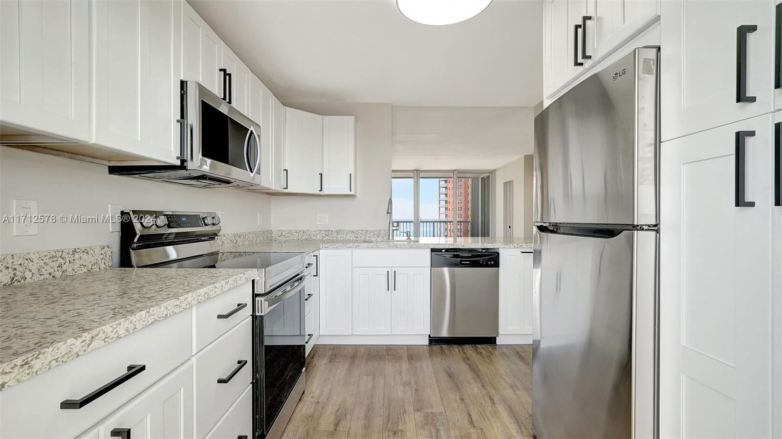 Real estate property located at 2200 33rd Ave #17H, Broward, White Egret Condo, Fort Lauderdale, FL