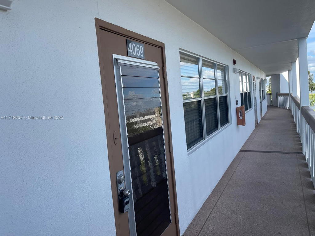 Real estate property located at 4069 Cornwall D #4069, Palm Beach, Century Villa, Boca Raton, FL