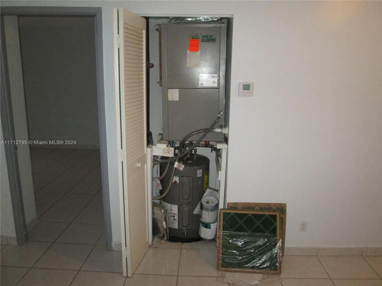 Real estate property located at 290 174th St #404, Miami-dade, Winston Towers 700 Condo, Sunny Isles Beach, FL