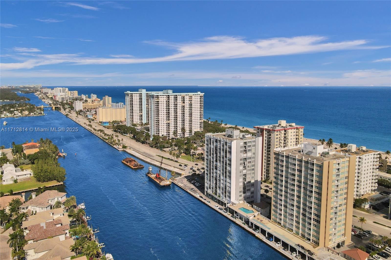 Real estate property located at 1400 Ocean Dr #506, Broward, Trafalgar Towers Condomin, Hollywood, FL