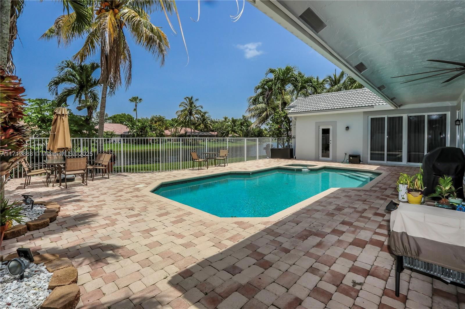 Real estate property located at 1093 Longview, Broward, Laguna Springs, Weston, FL