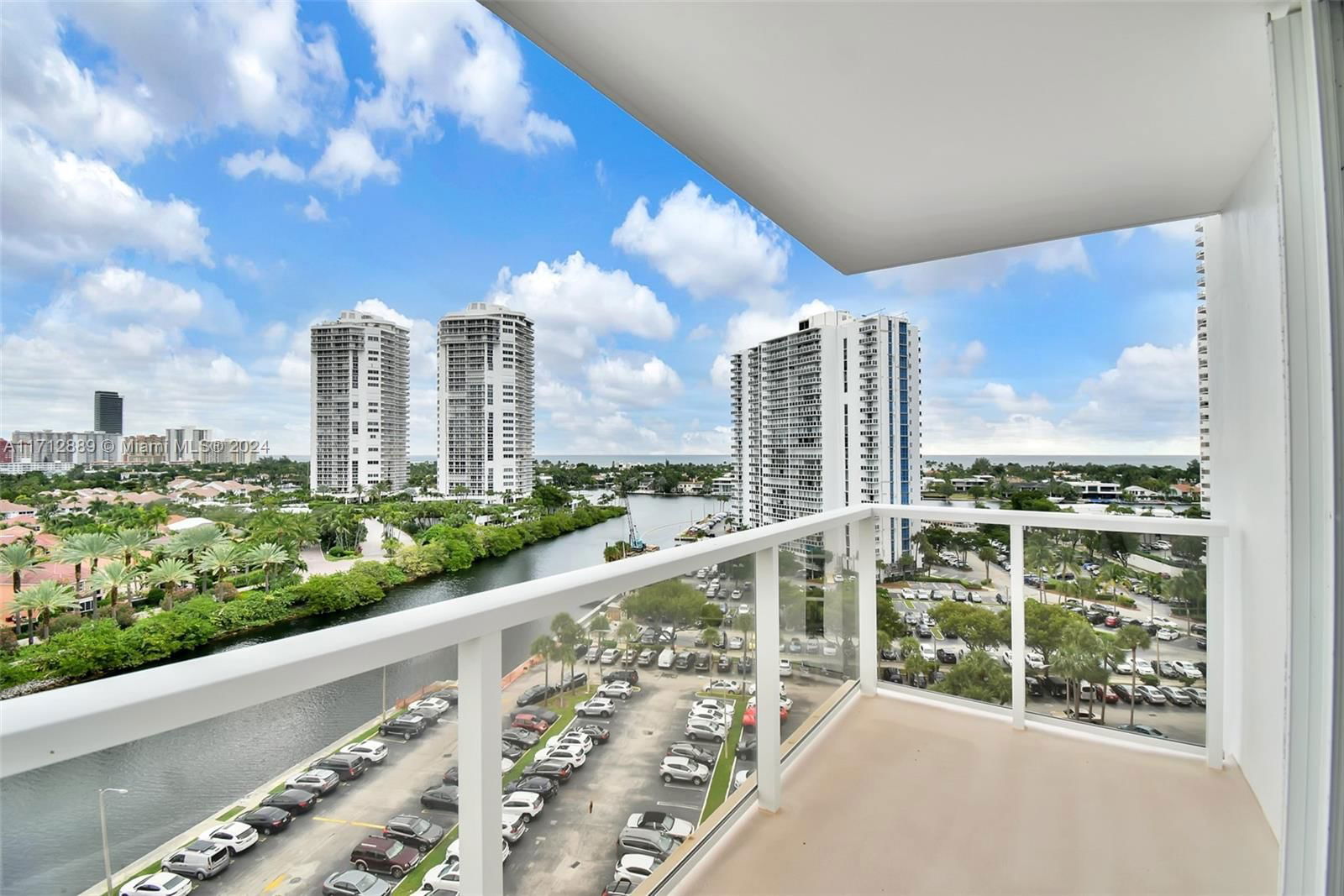 Real estate property located at 3701 Country Club Dr #1609, Miami-Dade, FLAMENCO CONDO TOWER I, Aventura, FL