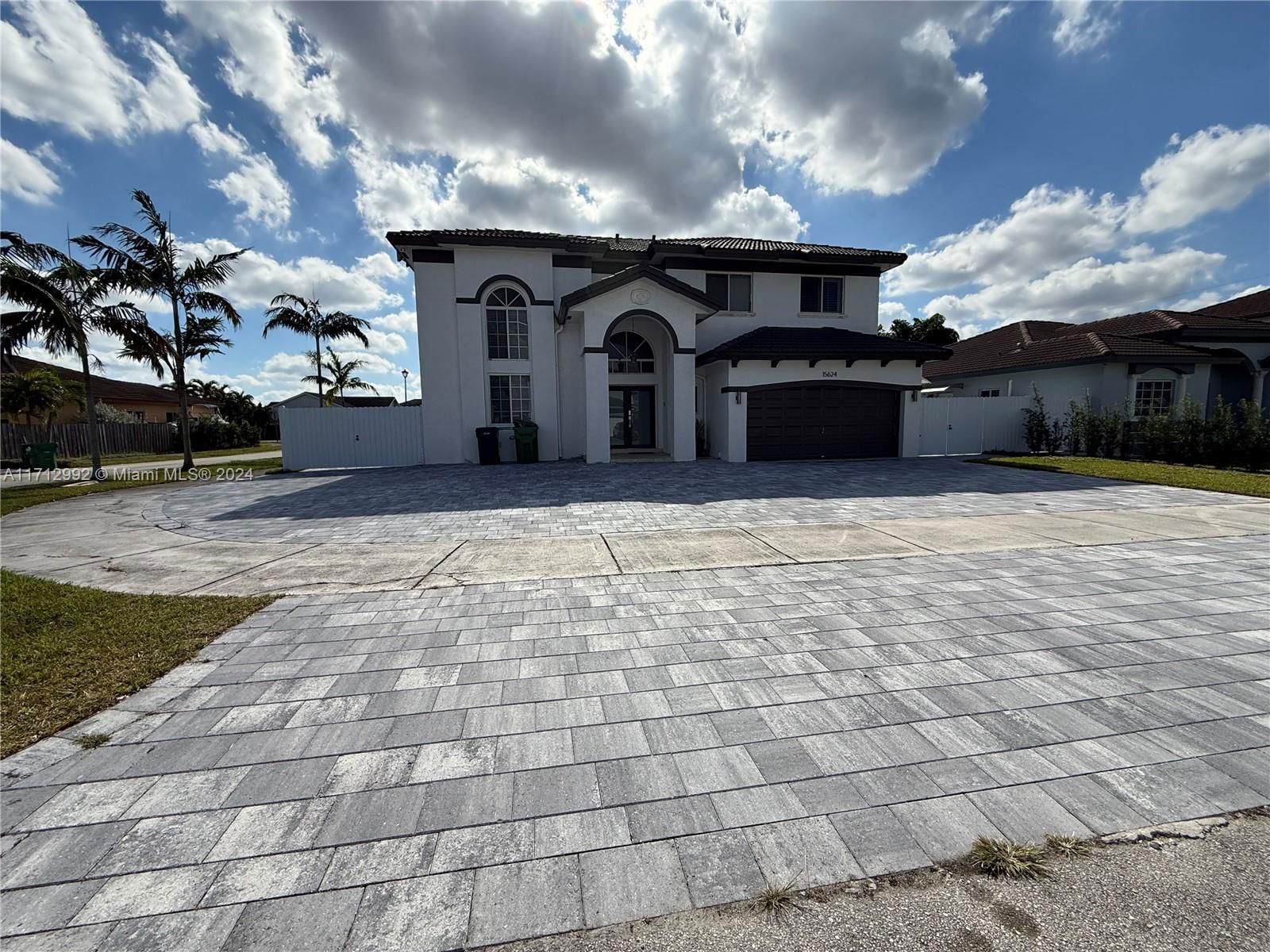 Real estate property located at 15624 20th St, Miami-Dade, EFM ESTATES SECTIONS TWO, Miami, FL