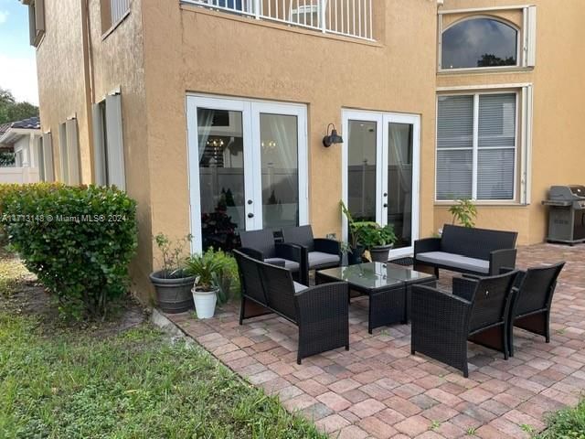Real estate property located at 5281 140th Ter, Broward, Escada, Miramar, FL