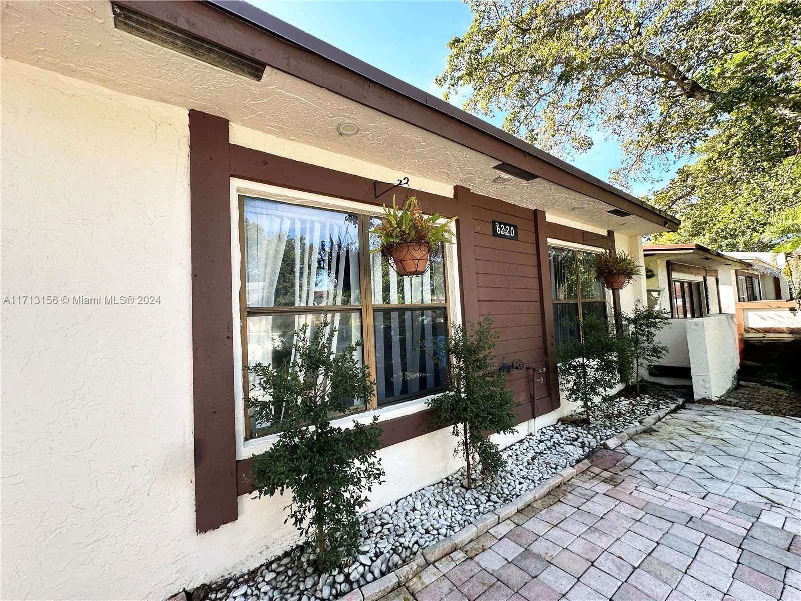 Real estate property located at 6220 26th Ct, Broward, SUNRISE GOLF VILLAGE NORT, Sunrise, FL