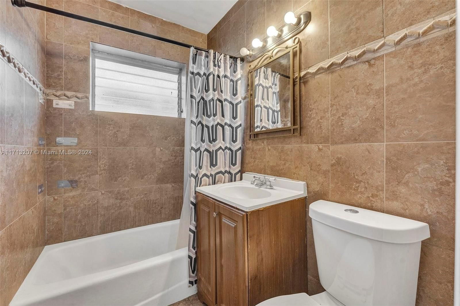 Real estate property located at 2982 49th St, Miami-dade, Home Owners Paradise, Miami, FL
