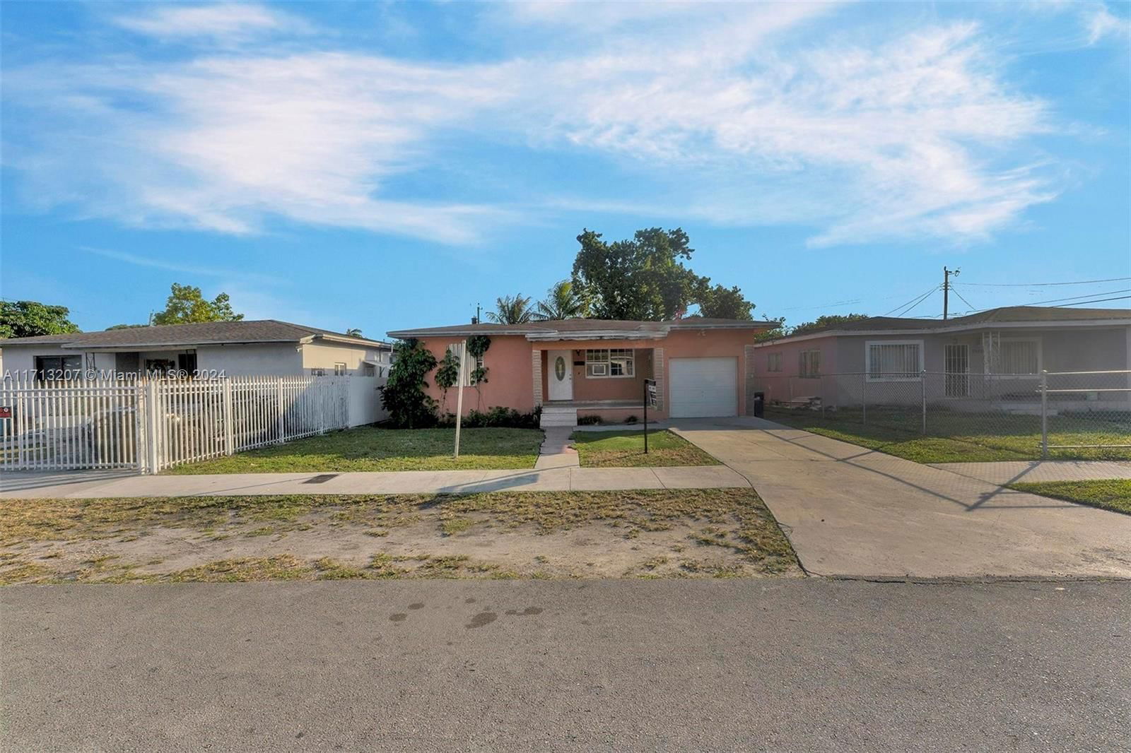 Real estate property located at 2982 49th St, Miami-dade, Home Owners Paradise, Miami, FL