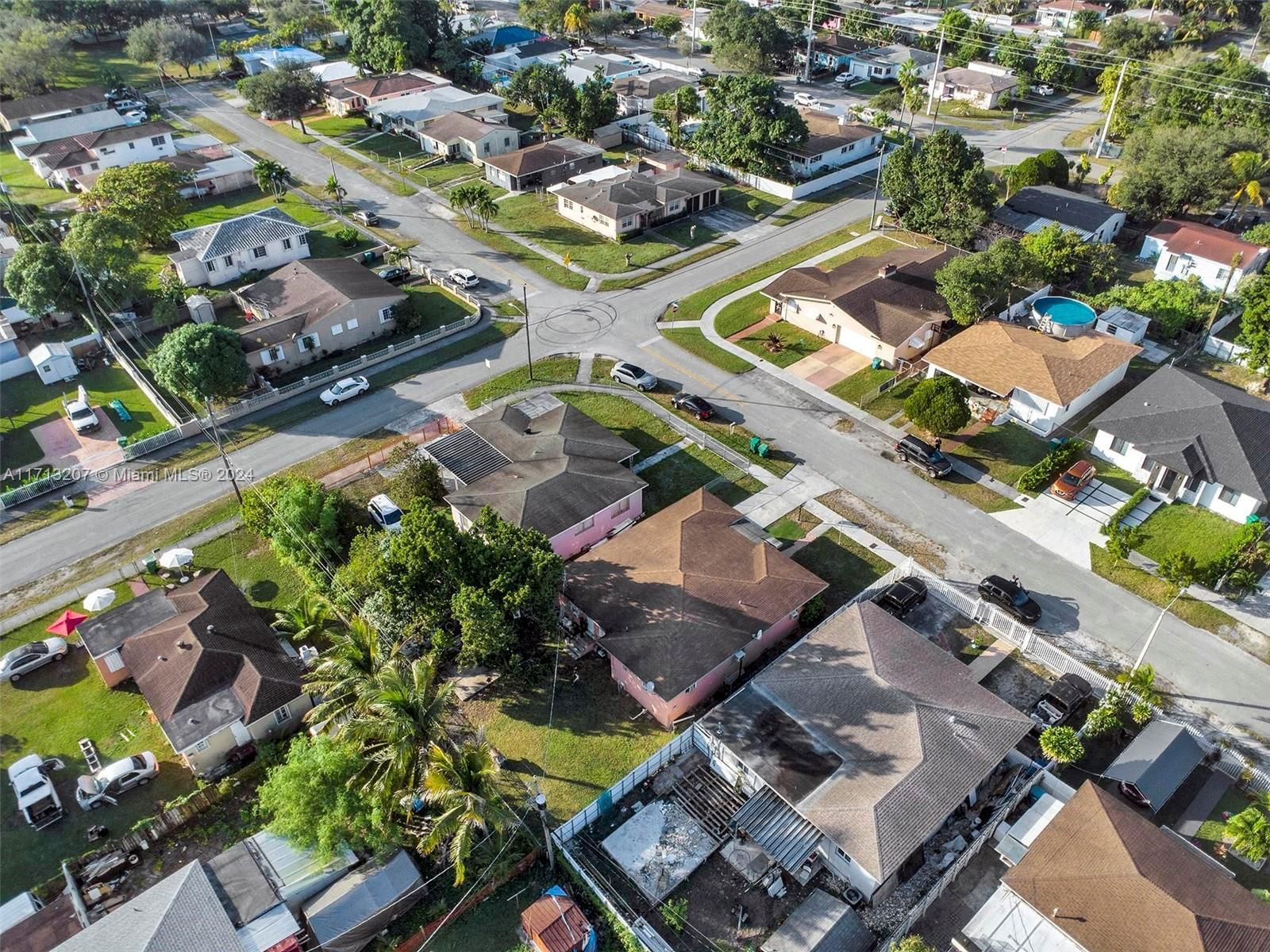 Real estate property located at 2982 49th St, Miami-dade, Home Owners Paradise, Miami, FL
