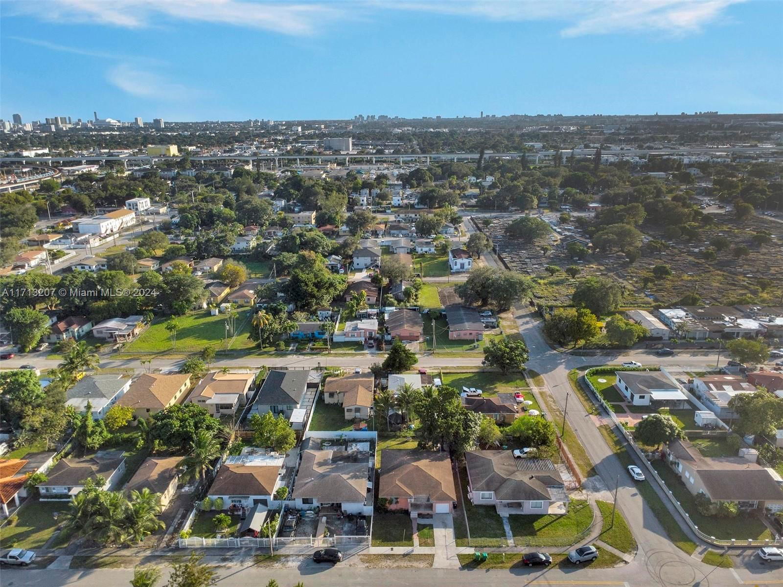 Real estate property located at 2982 49th St, Miami-dade, Home Owners Paradise, Miami, FL