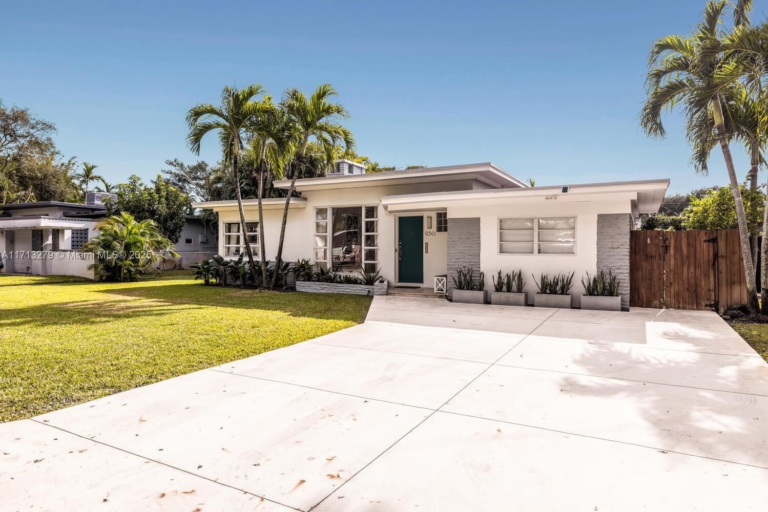 Real estate property located at 950 117th St, Miami-dade, Griffing Biscayne Pk Esta, Biscayne Park, FL
