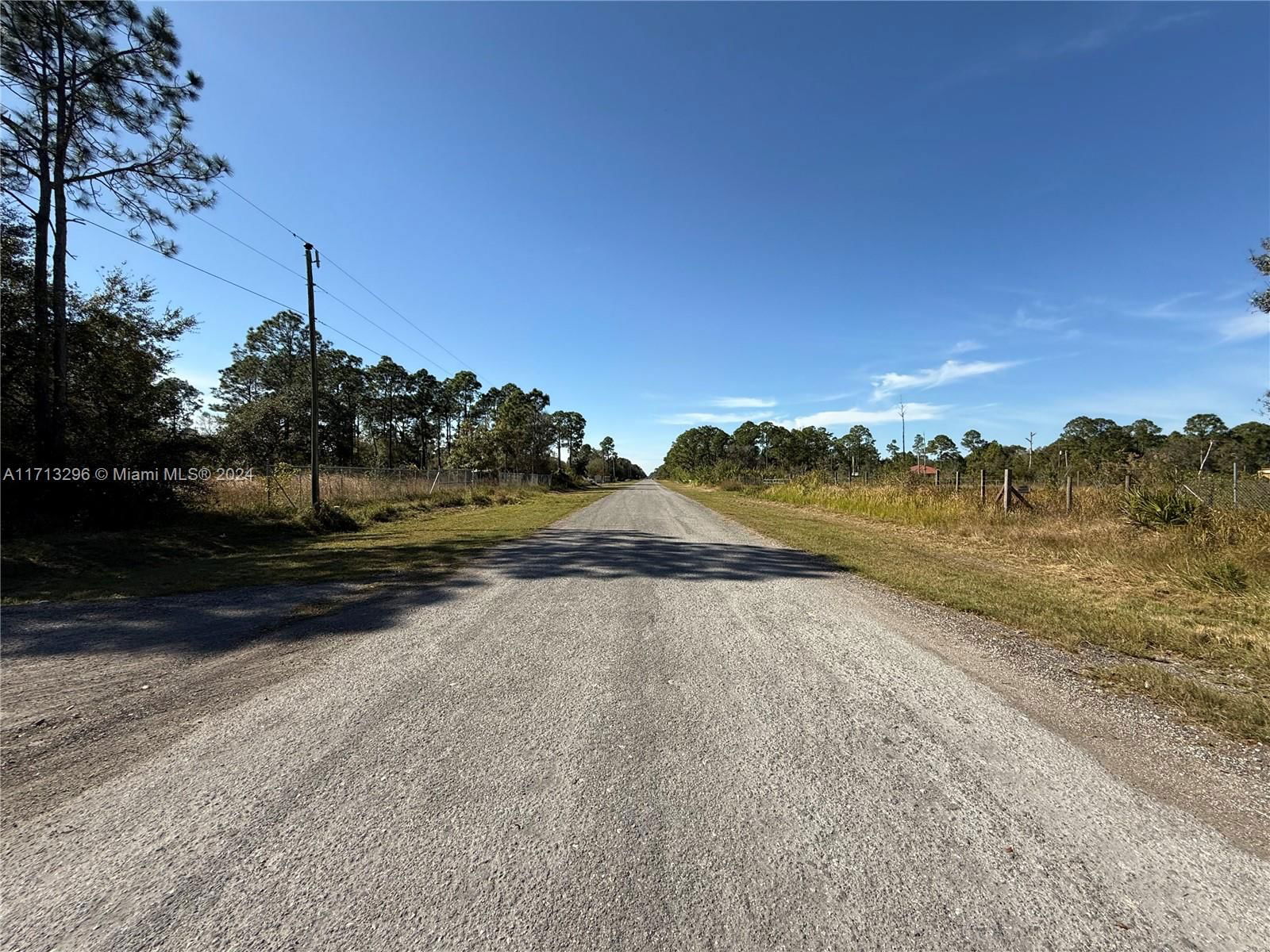Real estate property located at 839 APPALOOSA AVE, Hendry, Montura Ranch Estates, Clewiston, FL