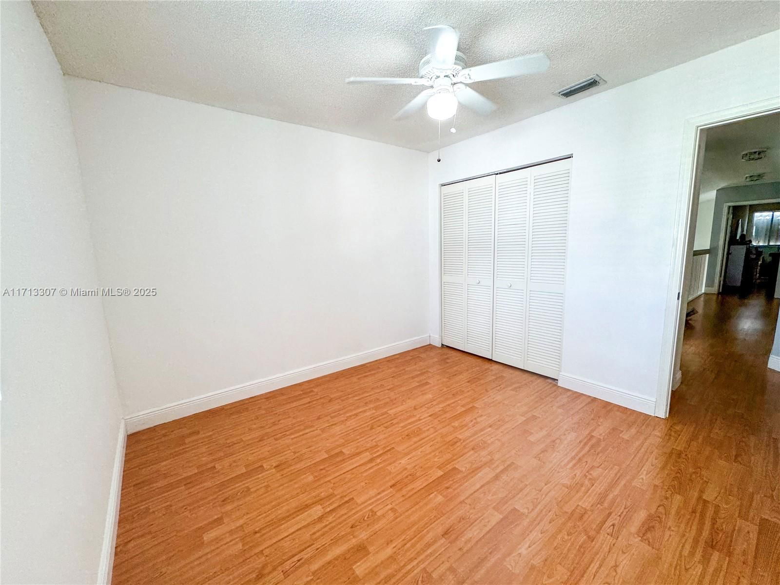 Real estate property located at 15626 100th Ter, Miami-dade, Lakeside At The Hammocks, Miami, FL