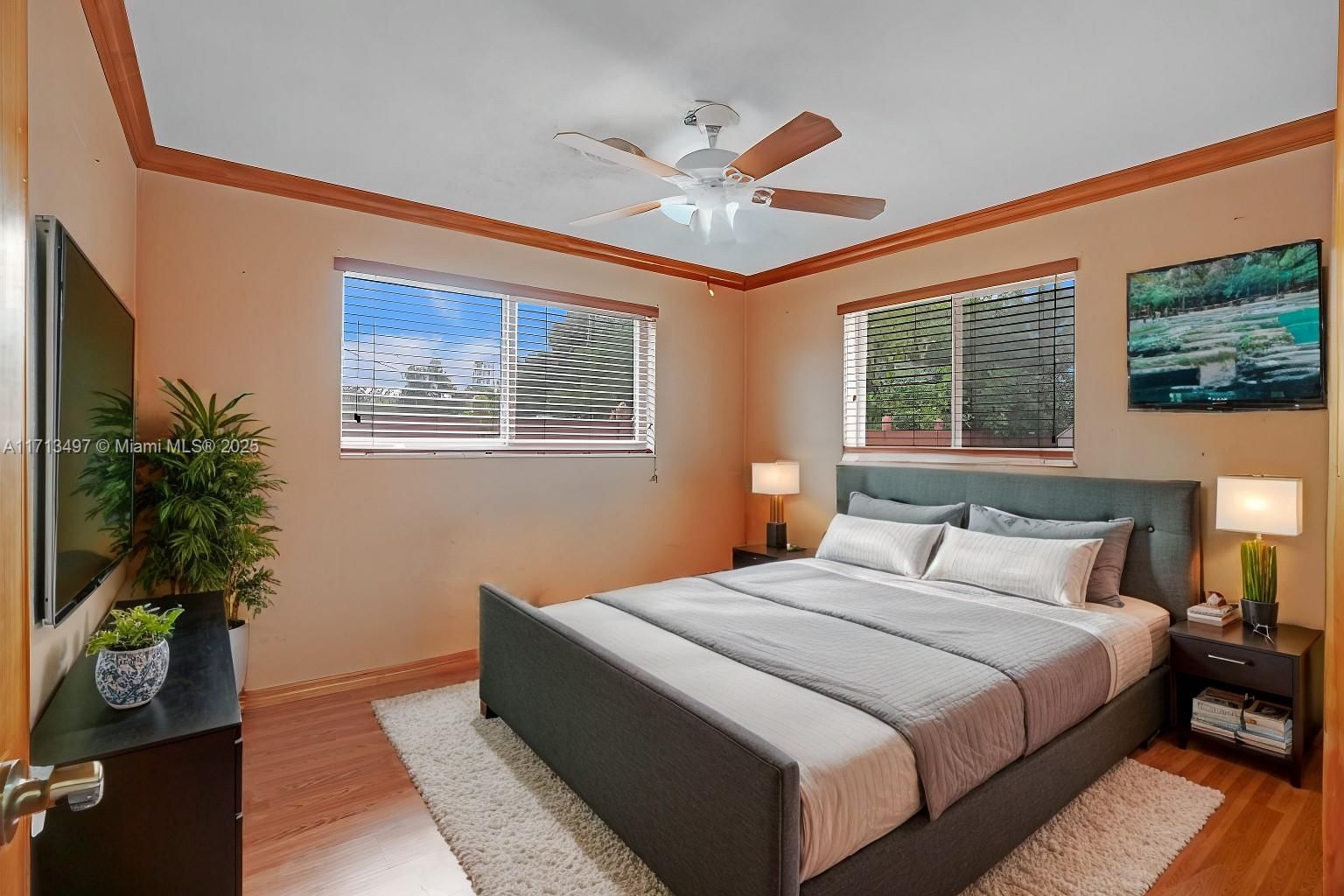 Real estate property located at 19610 1st Pl, Miami-dade, Sierra 4th Addn, Miami, FL