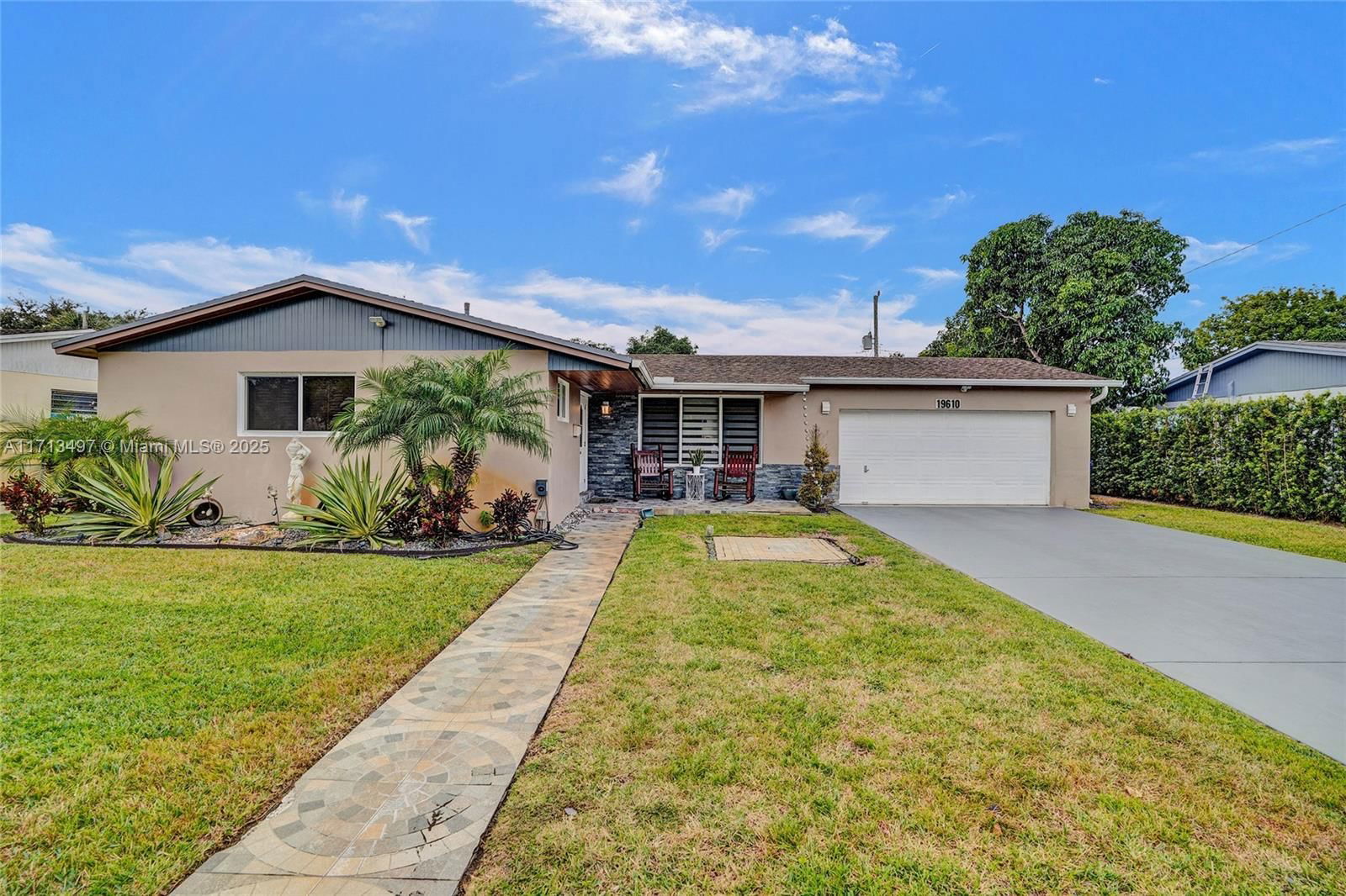 Real estate property located at 19610 1st Pl, Miami-dade, Sierra 4th Addn, Miami, FL