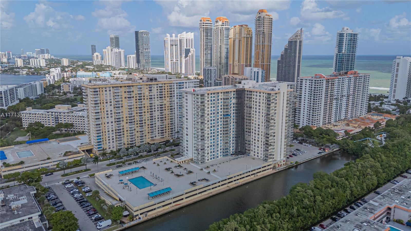 Real estate property located at 230 174th St #615, Miami-dade, Winston Tower 300 Condo, Sunny Isles Beach, FL
