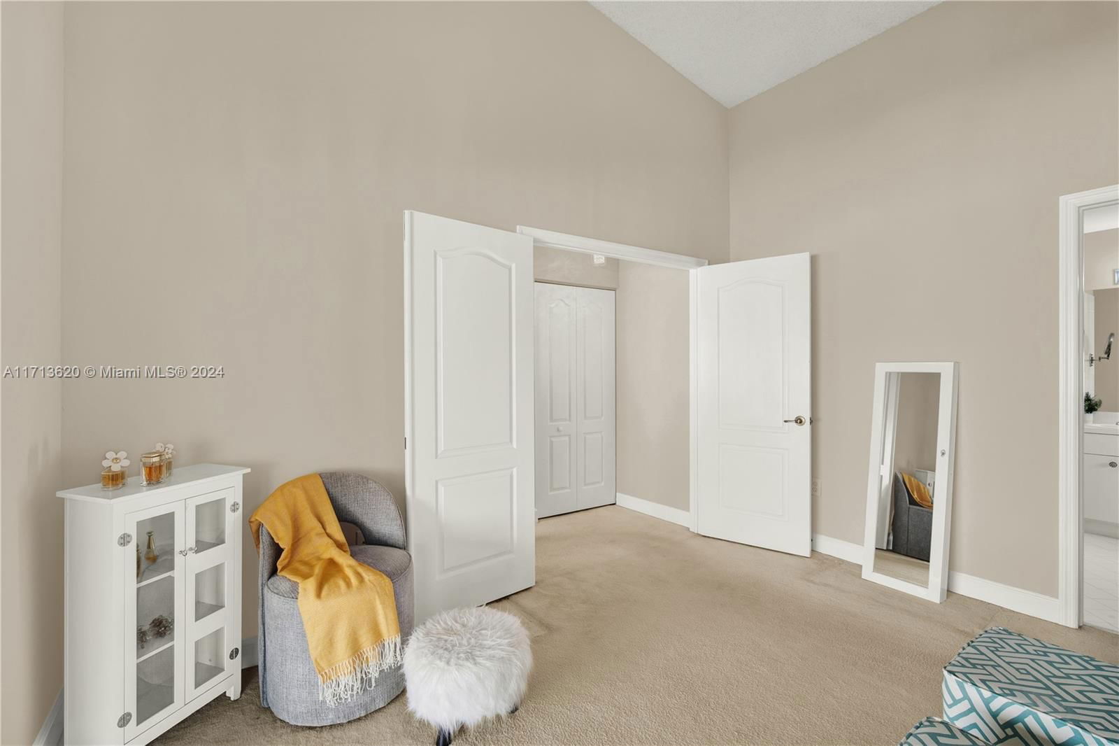 Real estate property located at 5212 112th Ct, Miami-dade, Doral Landings East Repla, Doral, FL