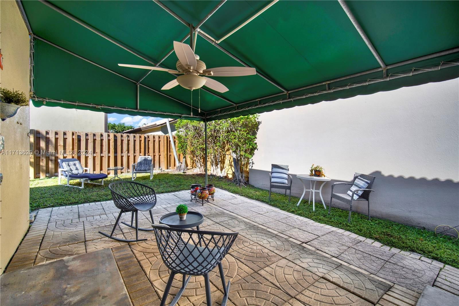 Real estate property located at 5212 112th Ct, Miami-dade, Doral Landings East Repla, Doral, FL
