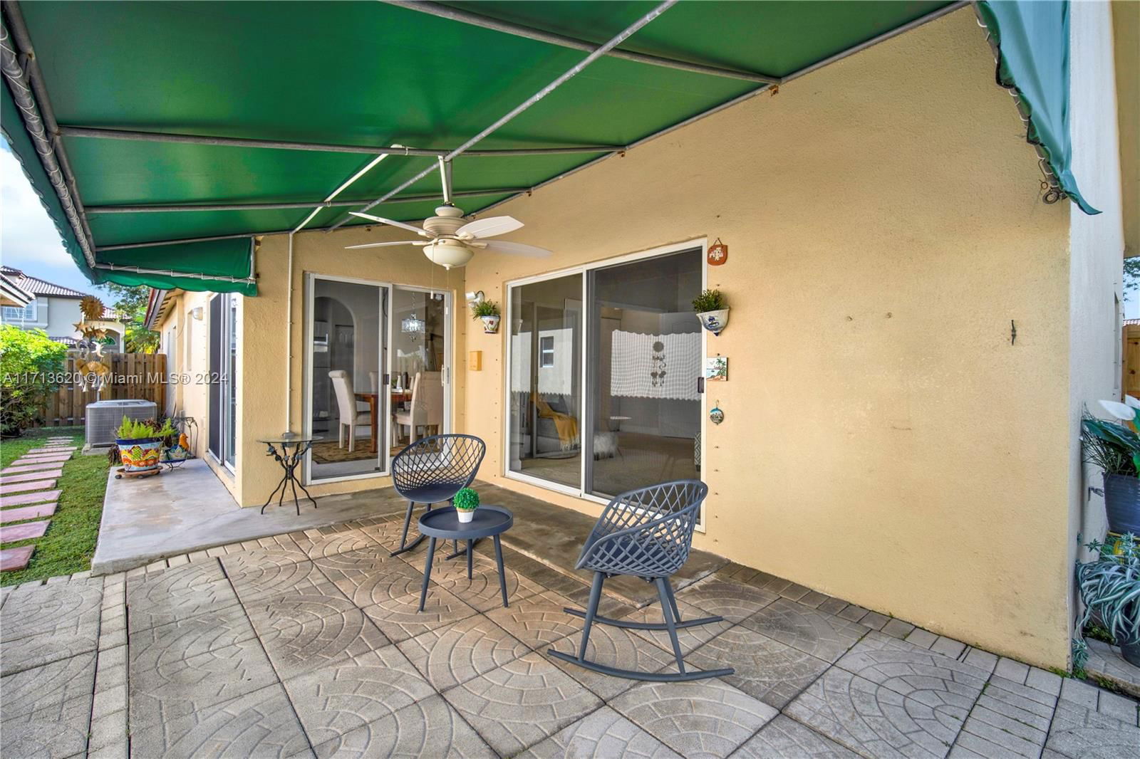 Real estate property located at 5212 112th Ct, Miami-dade, Doral Landings East Repla, Doral, FL