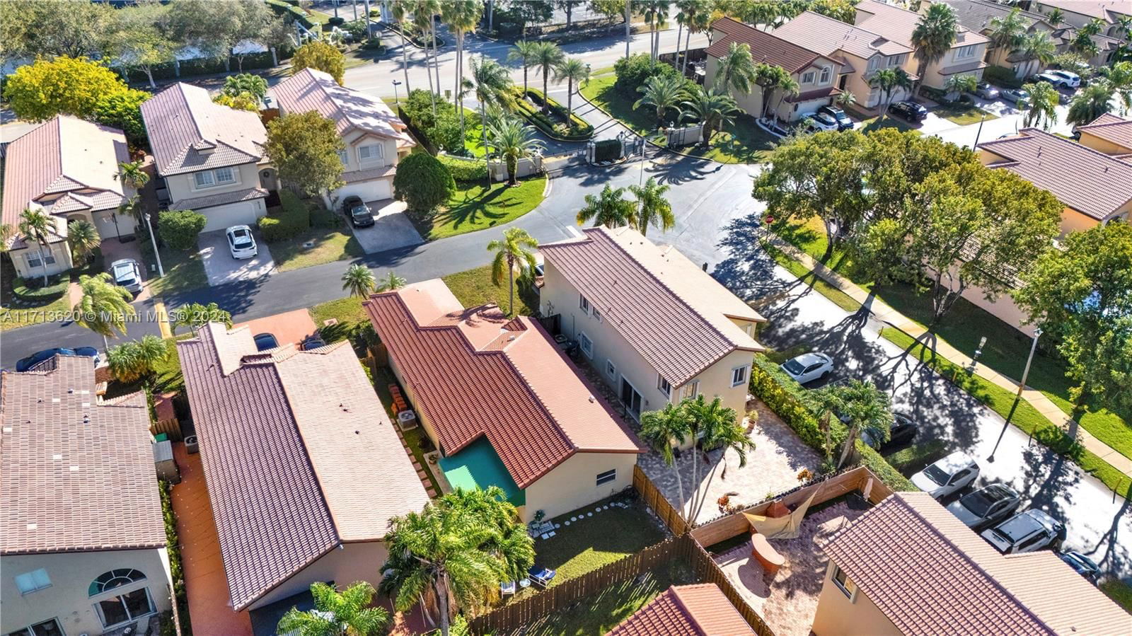 Real estate property located at 5212 112th Ct, Miami-dade, Doral Landings East Repla, Doral, FL