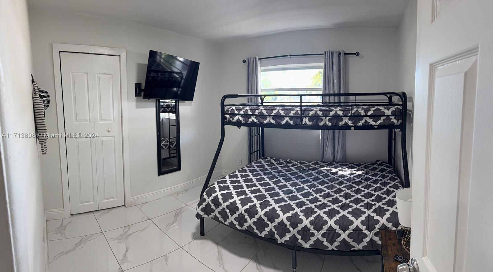 Real estate property located at 5905 Taft St, Broward, Mic-lil Estates, Hollywood, FL