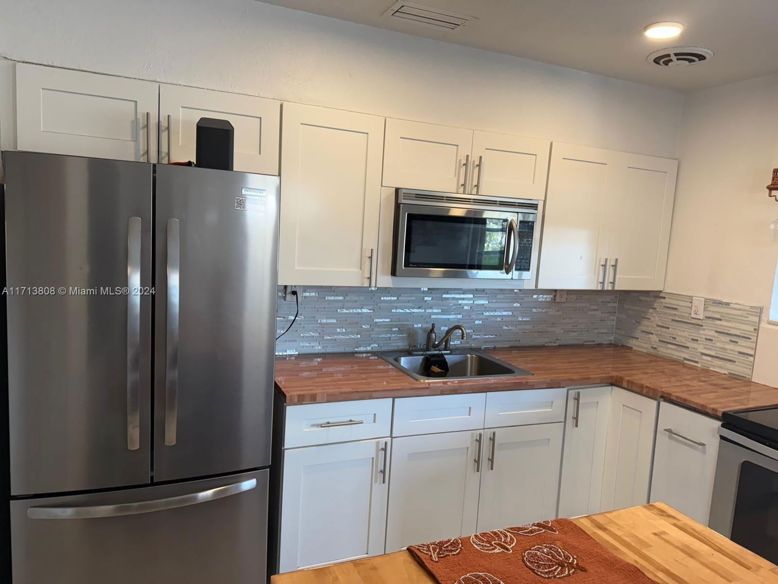 Real estate property located at 5905 Taft St, Broward, Mic-lil Estates, Hollywood, FL