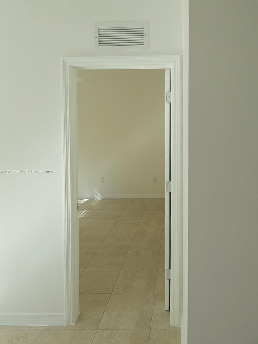 Real estate property located at 3380 9th St #201, Miami-dade, Monterey At Malibu Bay Co, Homestead, FL