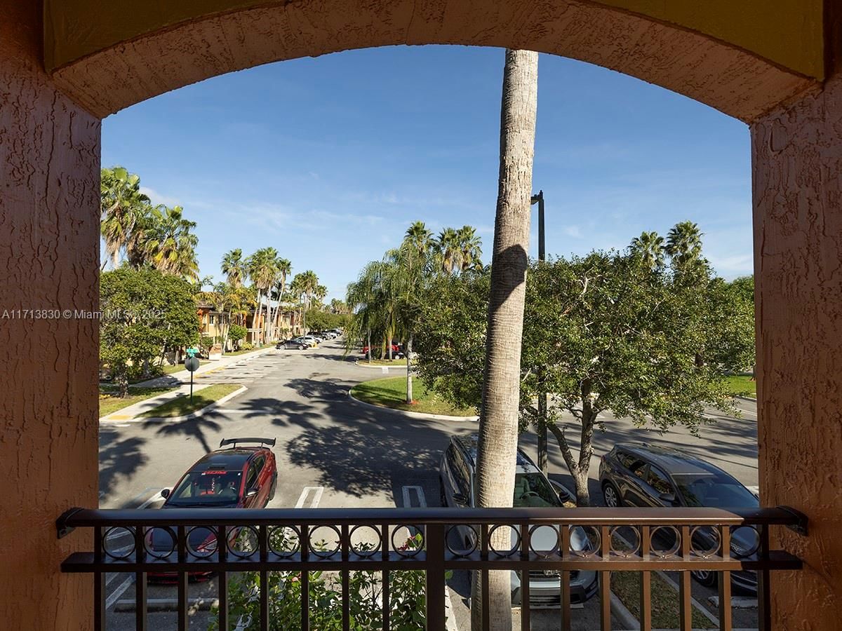 Real estate property located at 3380 9th St #201, Miami-dade, Monterey At Malibu Bay Co, Homestead, FL
