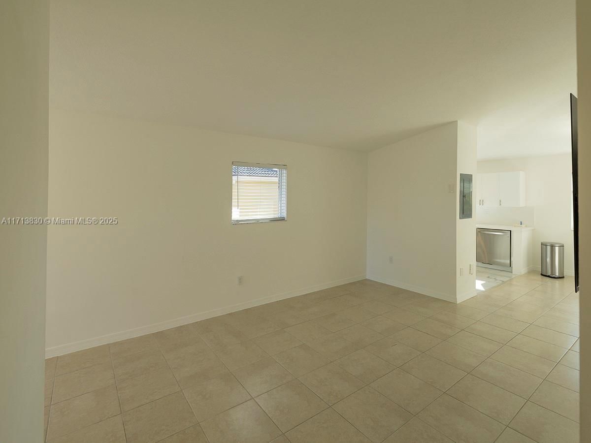 Real estate property located at 3380 9th St #201, Miami-dade, Monterey At Malibu Bay Co, Homestead, FL