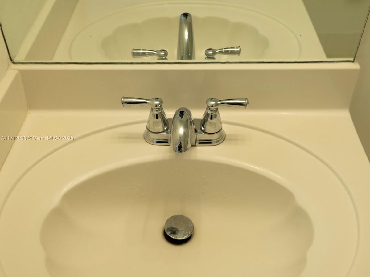 Real estate property located at 3380 9th St #201, Miami-dade, Monterey At Malibu Bay Co, Homestead, FL