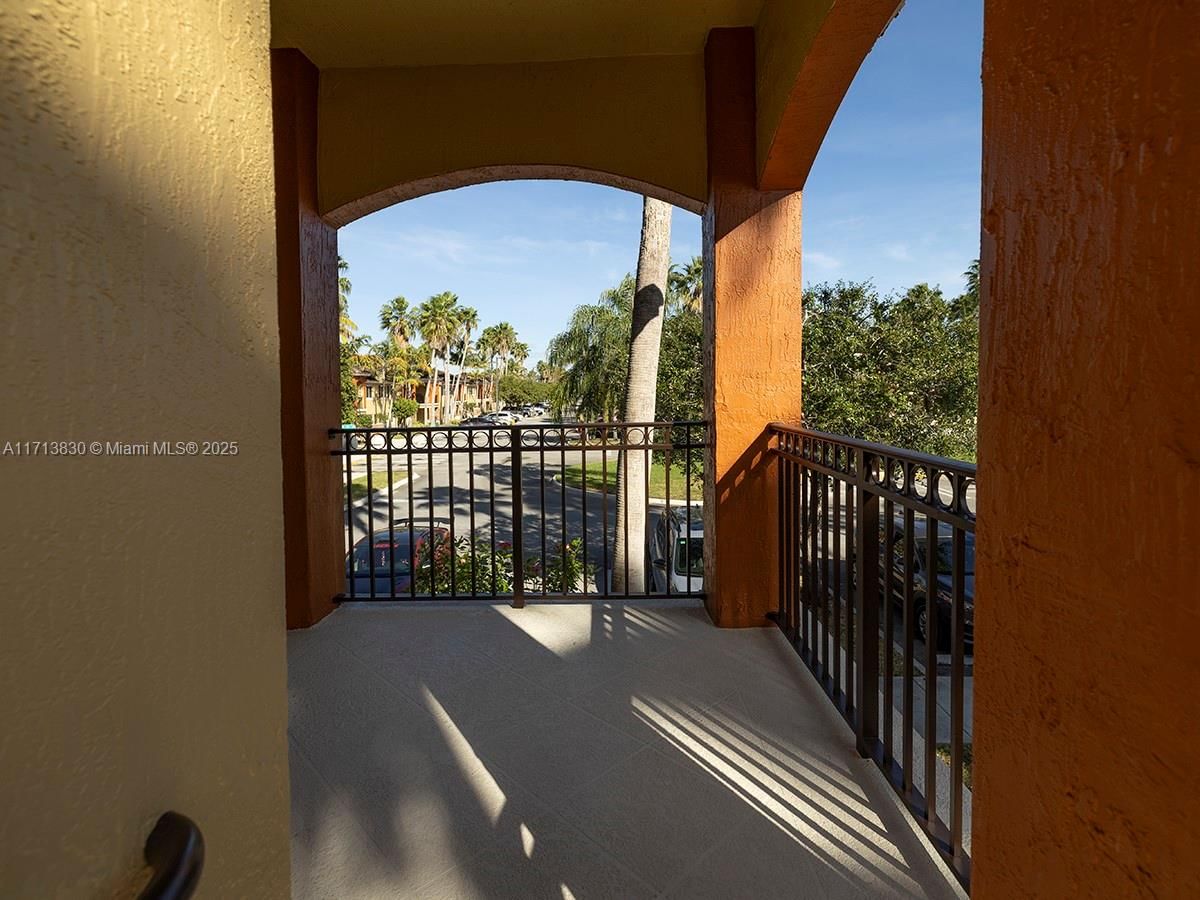 Real estate property located at 3380 9th St #201, Miami-dade, Monterey At Malibu Bay Co, Homestead, FL