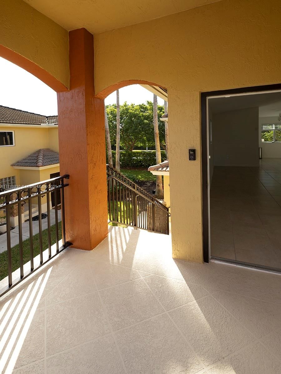 Real estate property located at 3380 9th St #201, Miami-dade, Monterey At Malibu Bay Co, Homestead, FL