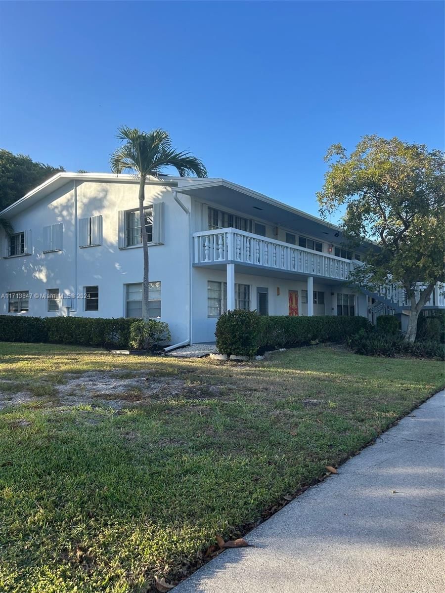 Real estate property located at 305 Tilford O #305, Broward, Tilford O Condo, Deerfield Beach, FL