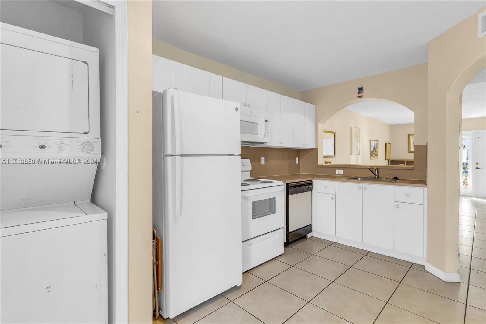 Real estate property located at 1261 31st Ct #104-53, Miami-dade, Venetia Gardens South Con, Homestead, FL
